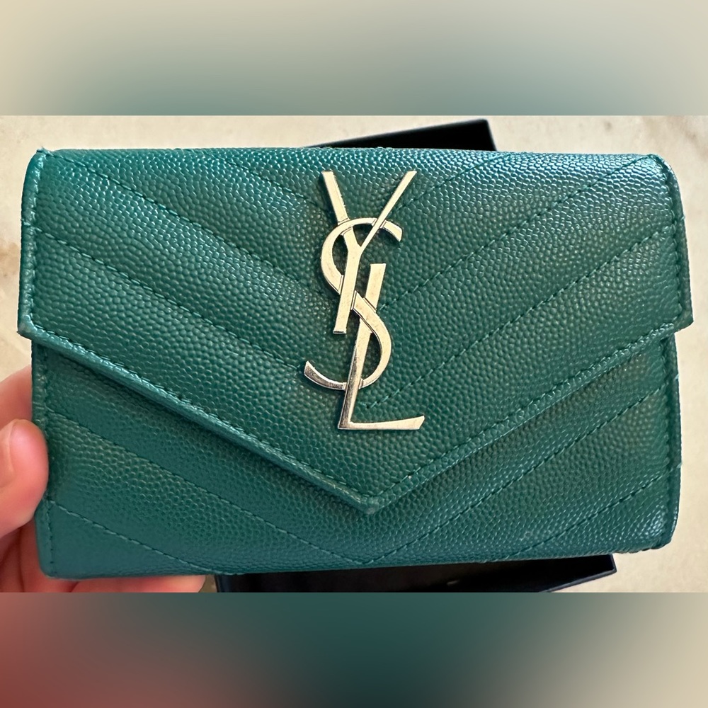 YSL CASSANDRE MATELASSÉ SMALL ENVELOPE WALLET IN EMBOSSED LEATHER